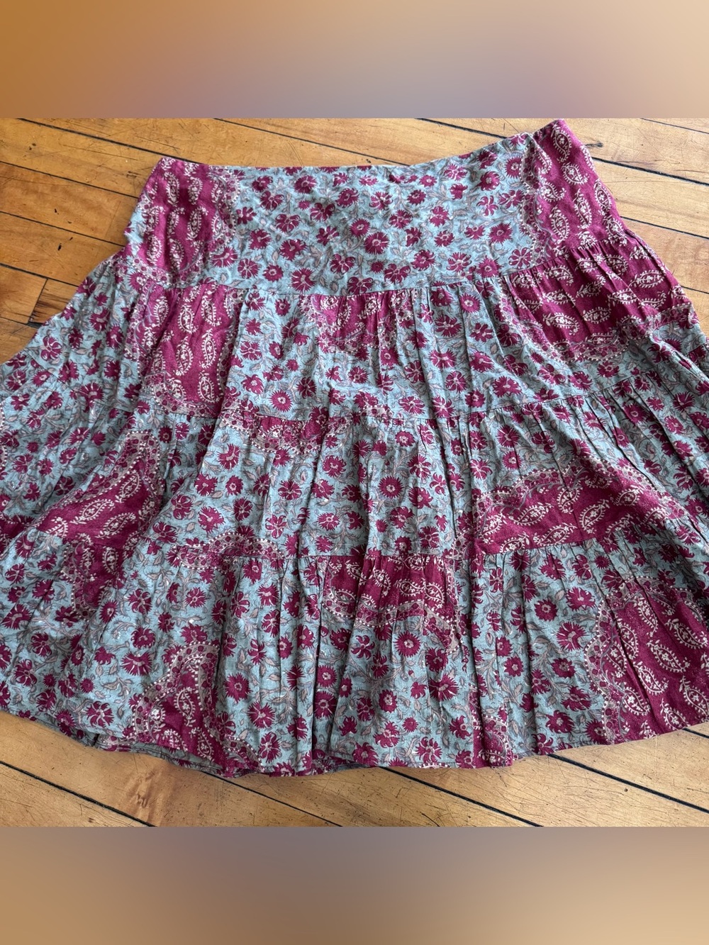 Y2K vintage 2000s Chaps floral paisley design skirt tired mid thigh red green - Picture 4 of 6